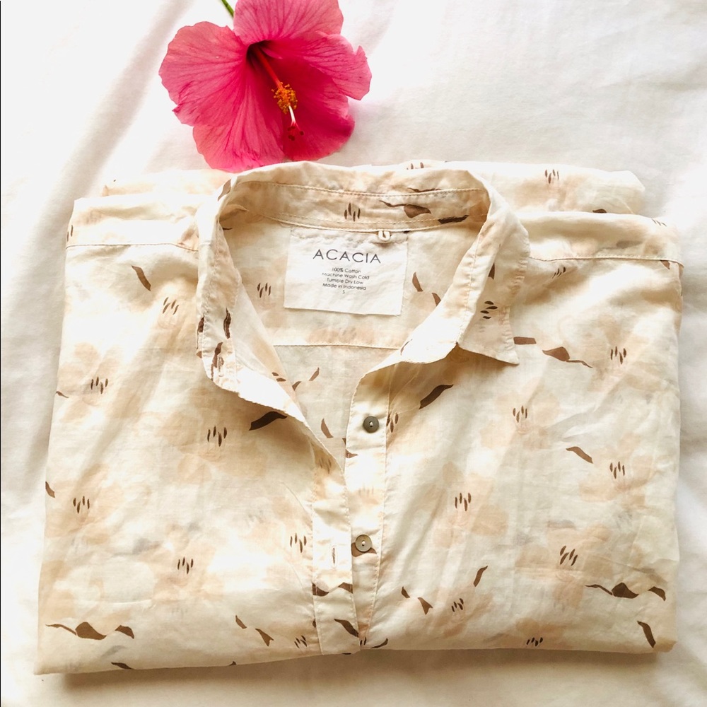 Acacia Hawaii dress in washed aloha print S NWOT
